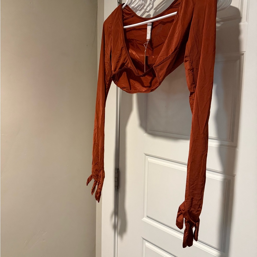 Skims jelly sheer shoulder top